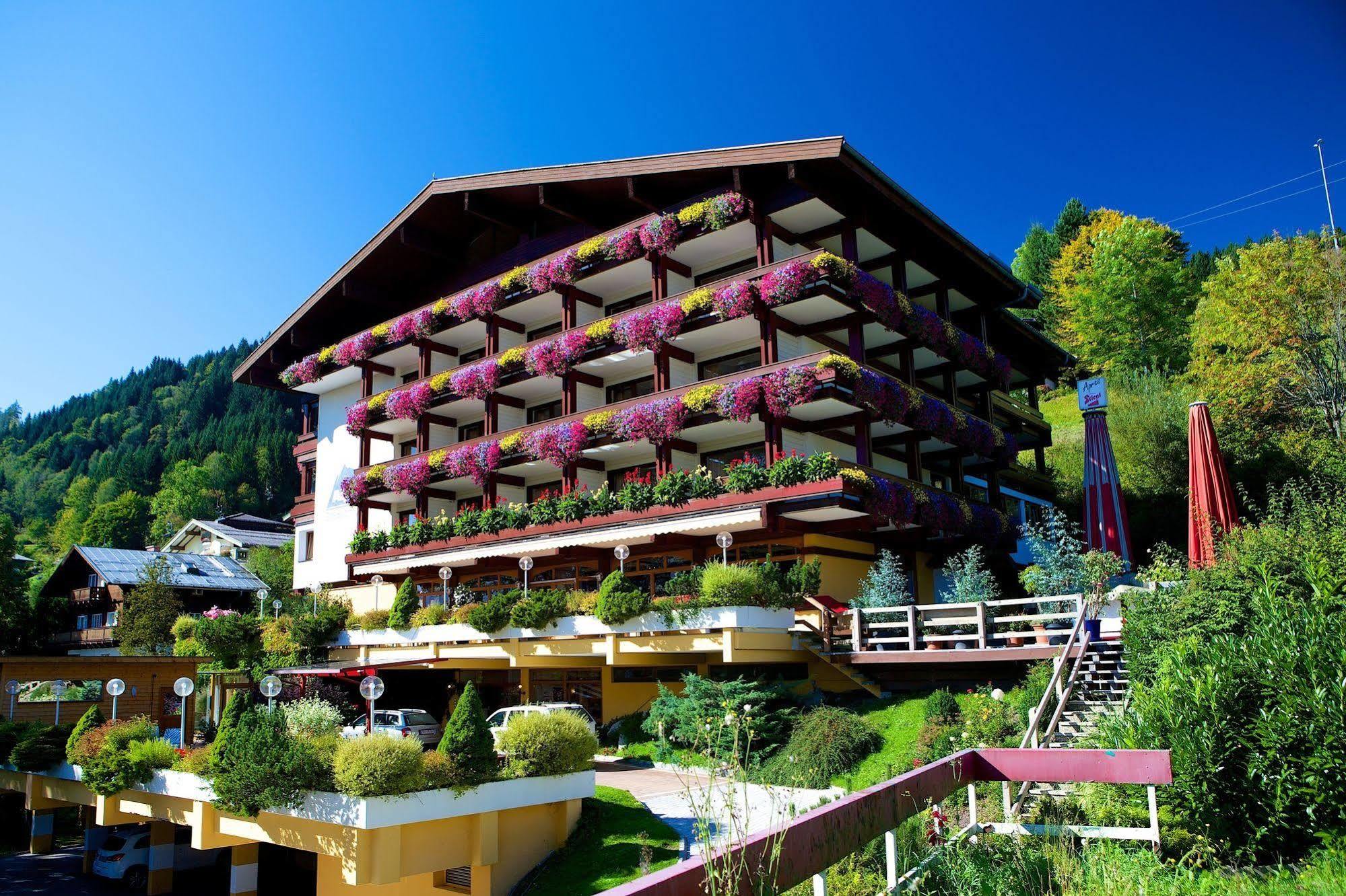 Alpin- Das Sporthotel, Summercard Included May - September Zell am See Dış mekan fotoğraf